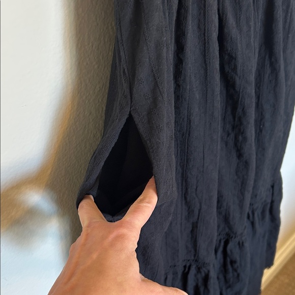 Lost + Wander Black Midi Dress - Picture 4 of 10